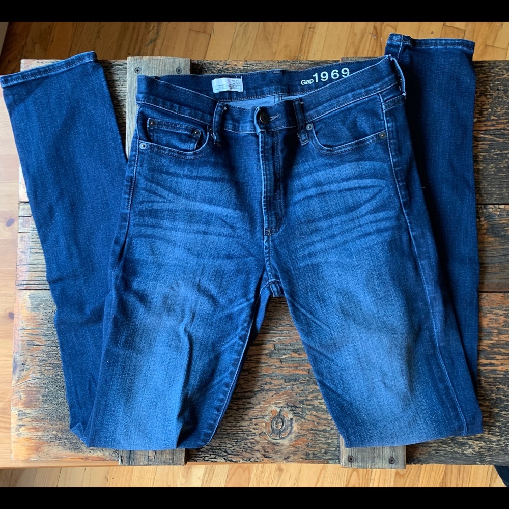 Gap 1969 Straight leg jean 30L slim straight